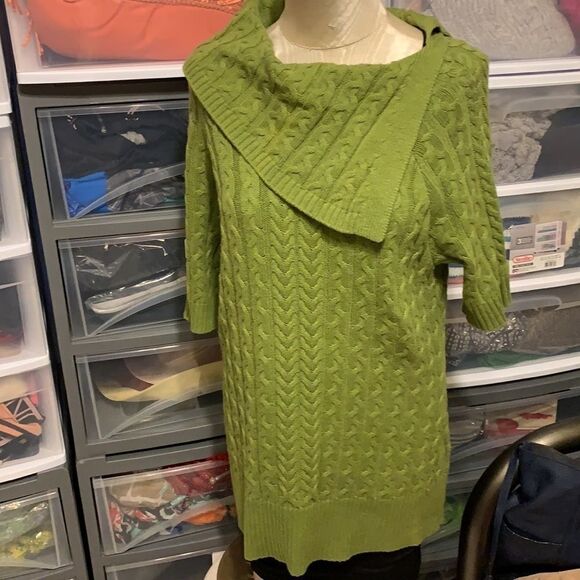 New directions size large cable knit Short sleeve sweater - Picture 1 of 6